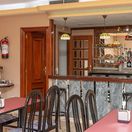 Hotel Castro 3*