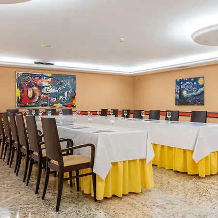 Hotel Castro 3*