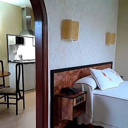 Castro 3* Formarís