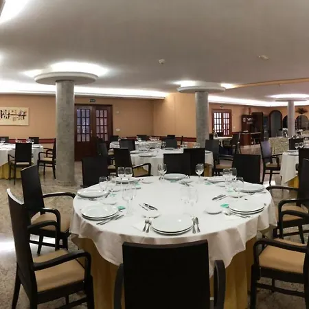 卡斯特罗酒店